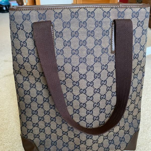 Beautiful Purse - Picture 4 of 6